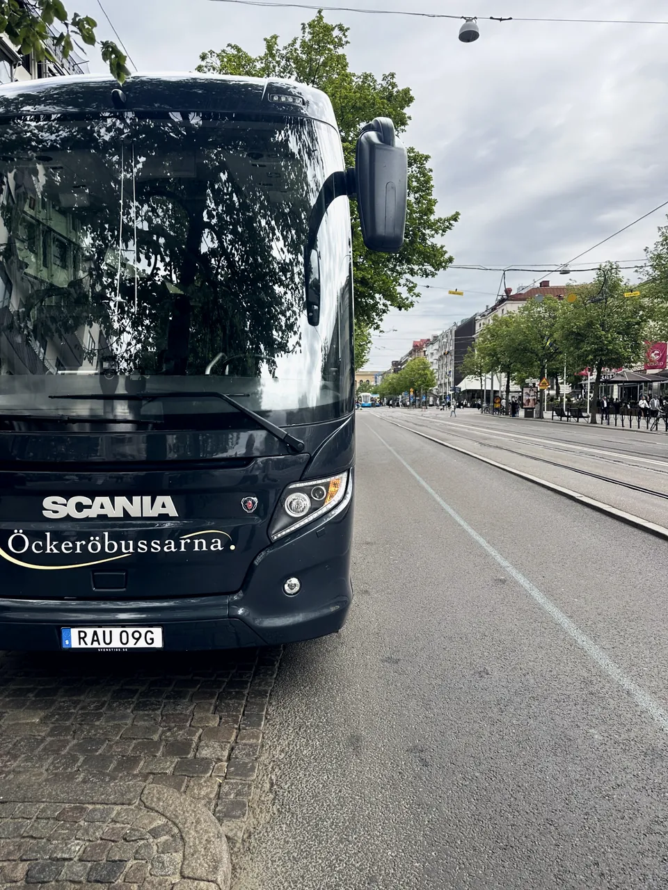Öckeröbussarnas buss på Avenyn i Göteborg